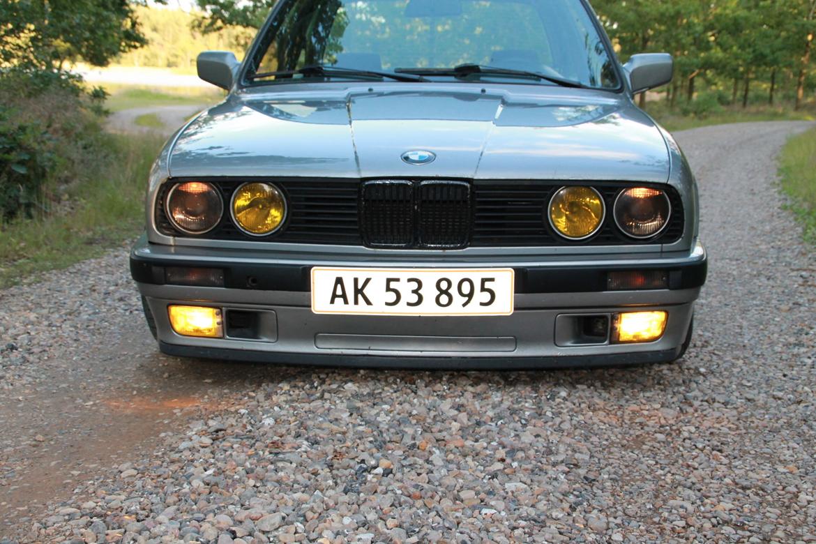 BMW E30 320i billede 18
