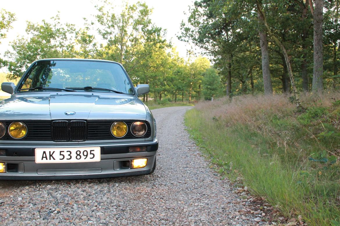 BMW E30 320i billede 20
