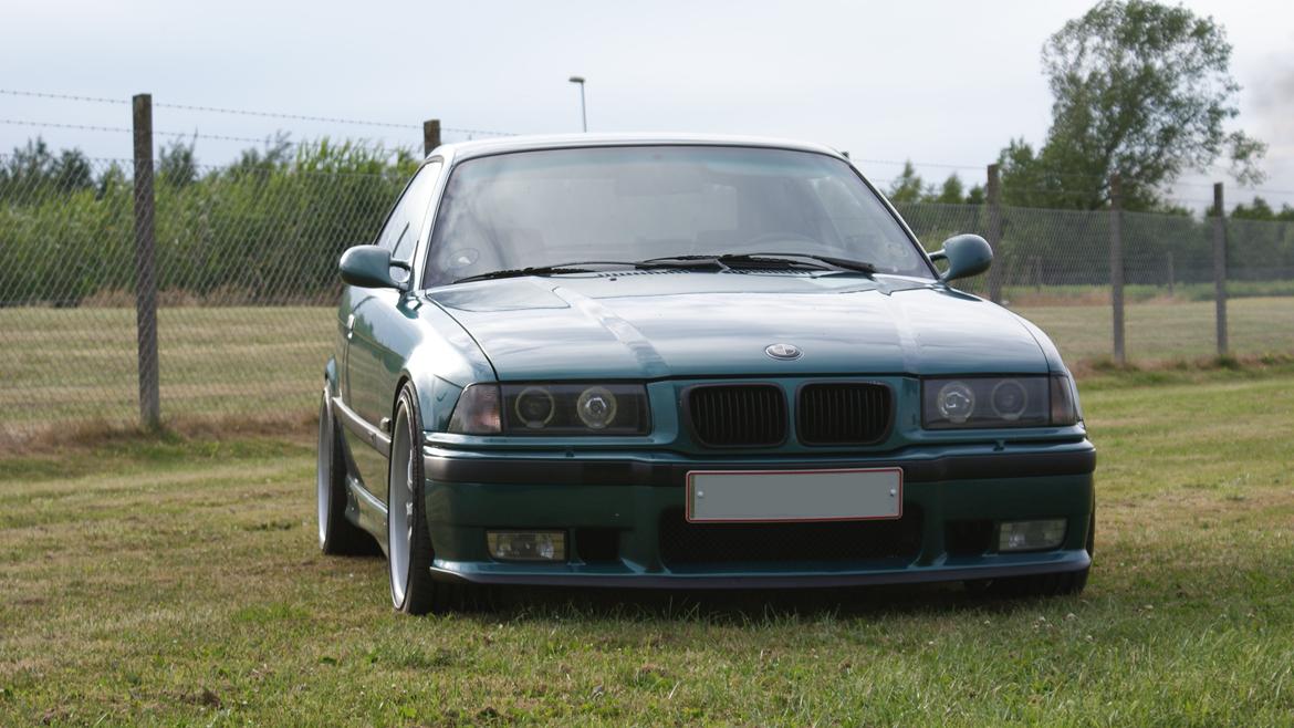 BMW E36 325i Coupe *SOLGT* billede 9