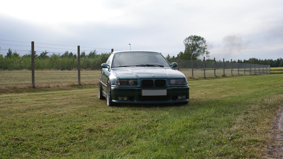 BMW E36 325i Coupe *SOLGT* billede 4