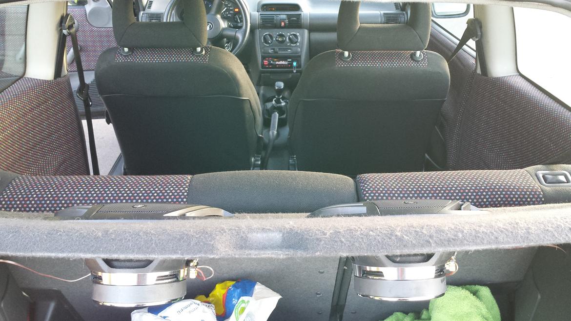 Opel Corsa 1.4i sport **SOLGT** billede 12