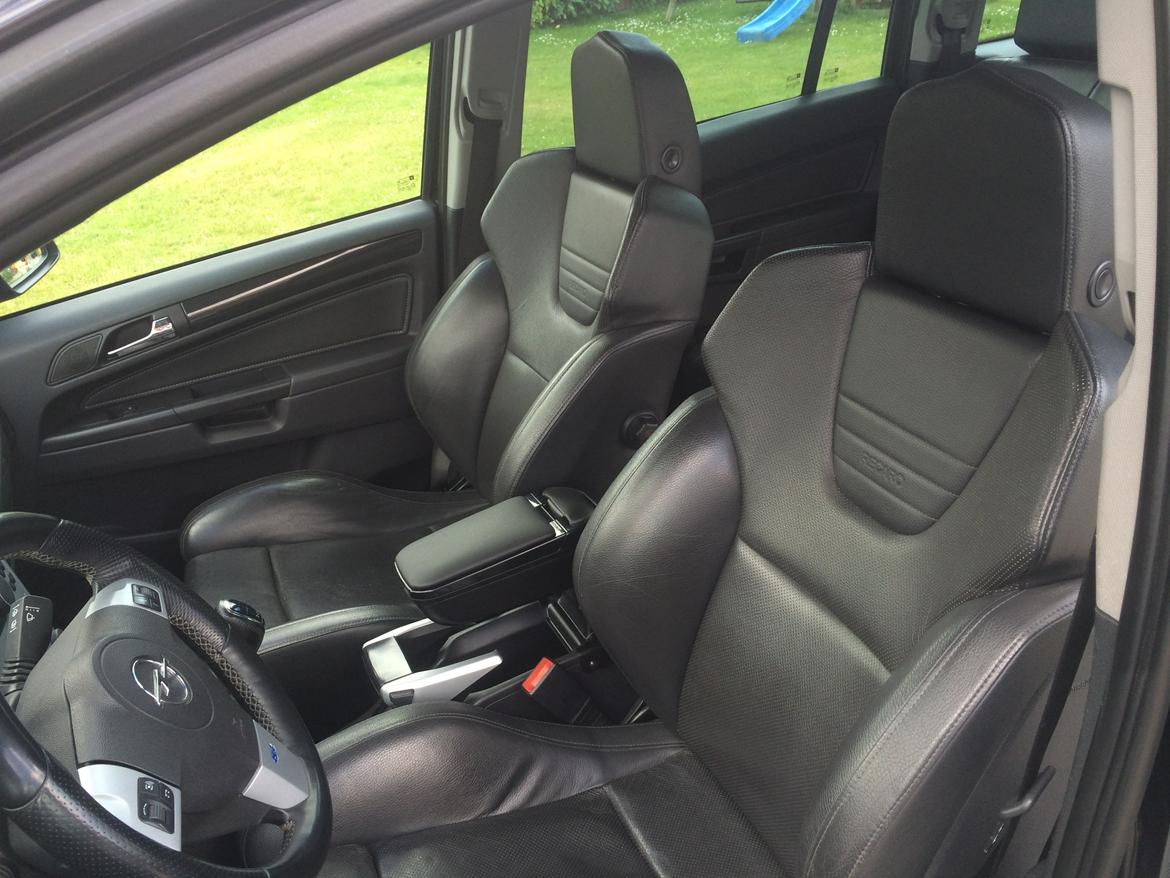 Opel Zafira B OPC 7 Personers billede 6