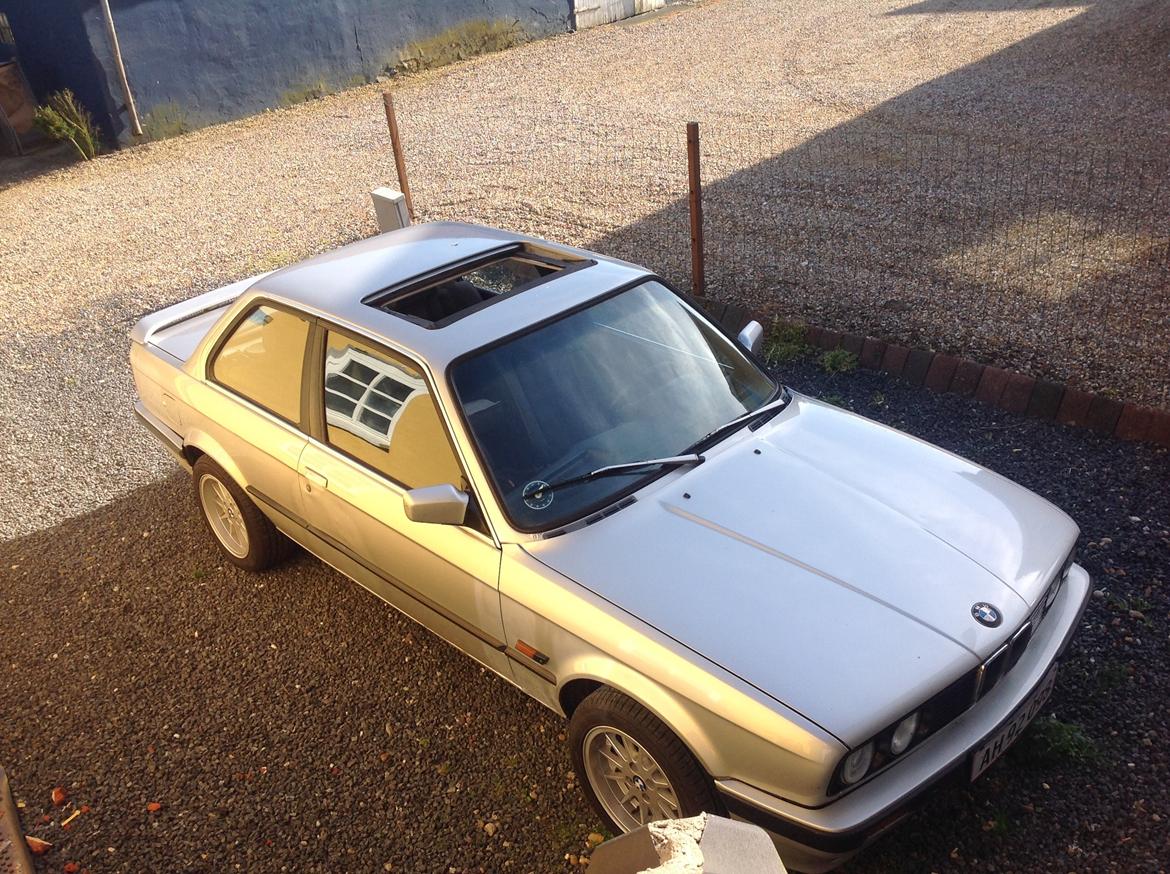 BMW 320I (solgt) billede 10