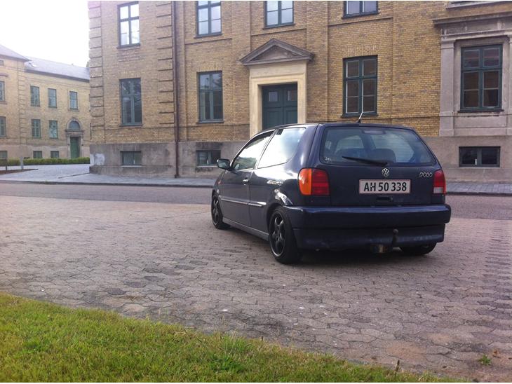 {{currentPhoto.altText}} billede {{currentPhoto.number}}