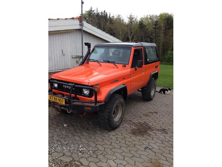 {{currentPhoto.altText}} billede {{currentPhoto.number}}