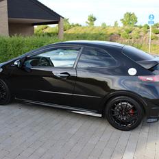 Honda Civic Type R +
