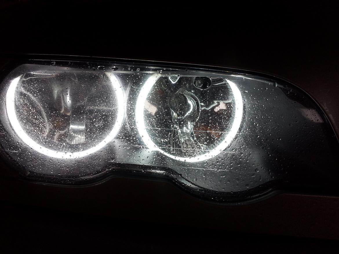 BMW 320Ci billede 18