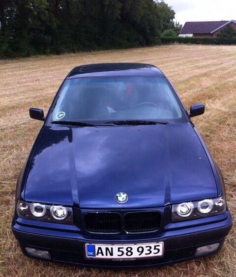 BMW E36 - 325 tds sedan billede 2