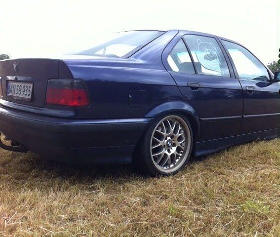 BMW E36 - 325 tds sedan billede 5