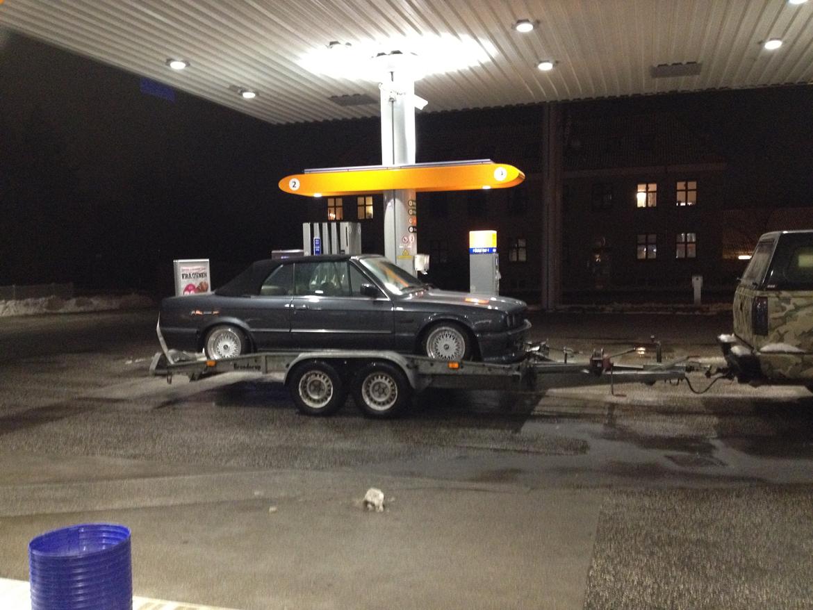 BMW E30 320i Cab billede 12