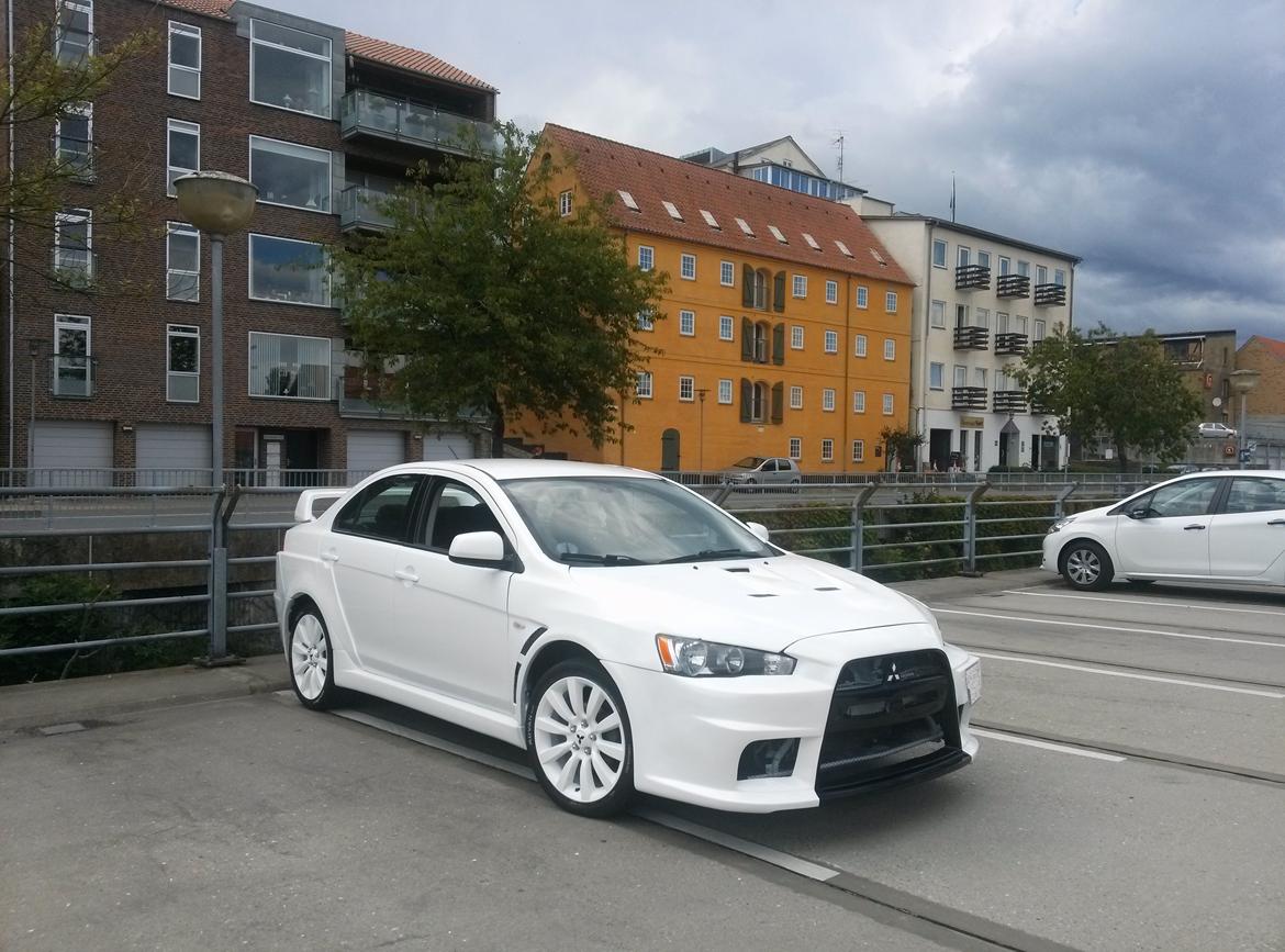 Mitsubishi Lancer billede 1