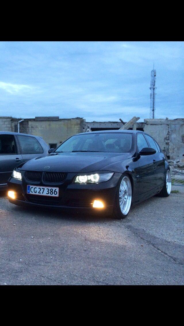 BMW E90 320i billede 13