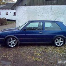VW Golf 2... SOLGT...