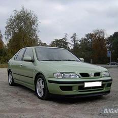 Nissan Primera (SOLGT)