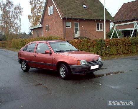 Opel kadett *Solgt* billede 7