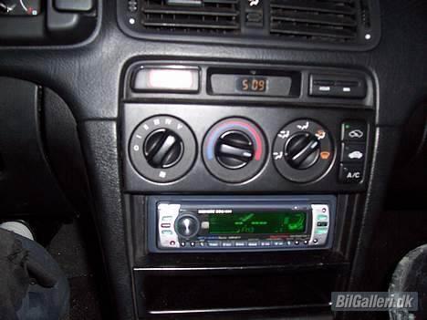 Honda Accord 2,3i SR -Solgt- - Den render speedometret ud billede 7