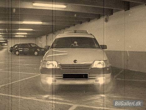 Opel Kadett E Van solgt billede 6