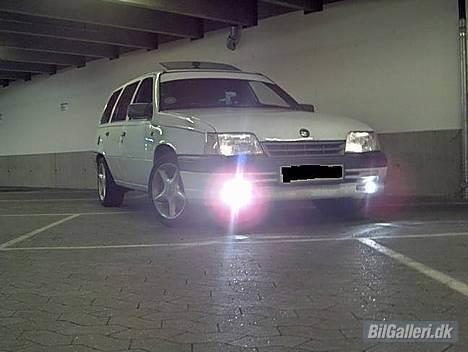 Opel Kadett E Van solgt billede 7