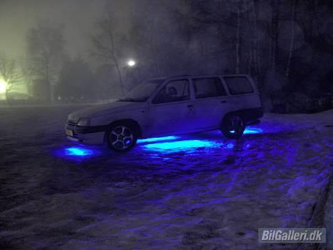 Opel Kadett E Van solgt - LED undercar kit. billede 10