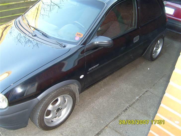 Opel Corsa 1,4i Sport Solgt billede 1