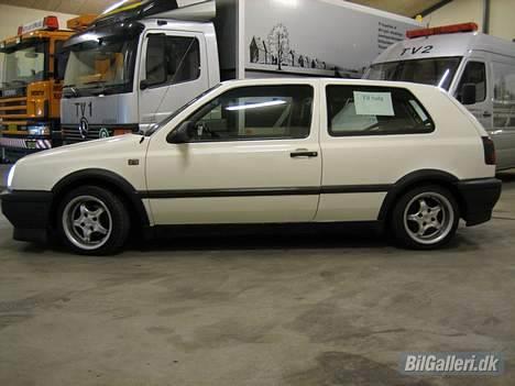 VW Golf 3 Solgt - Venstre side. (Hvis i skulle være i tvivl... :-) billede 2