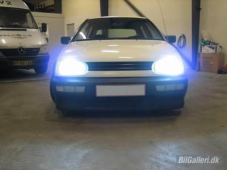VW Golf 3 Solgt - Lige forfra. Lækker Xenon. Nemli ja. billede 7