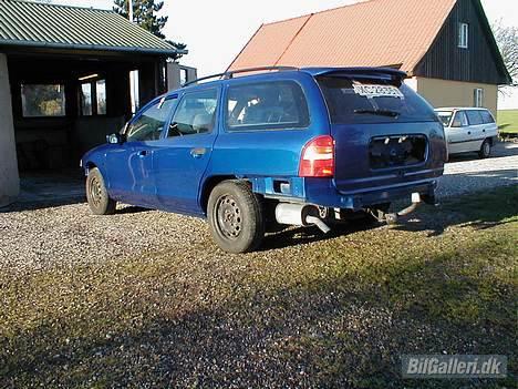 Ford Mondeo st.car. ** SOLGT** - lige hentet ved maler billede 6