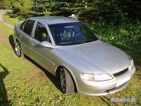 Opel Vectra b 1.8 16 V billede 3