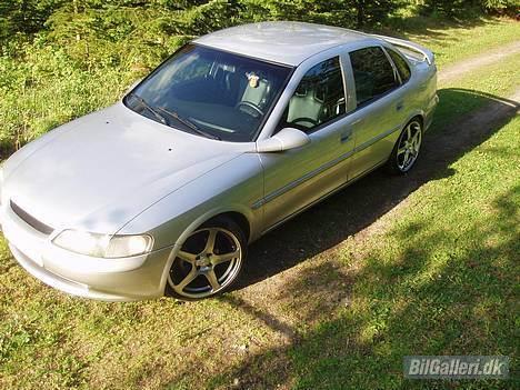 Opel Vectra b 1.8 16 V billede 10