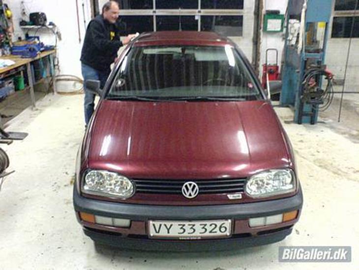 {{currentPhoto.altText}} billede {{currentPhoto.number}}