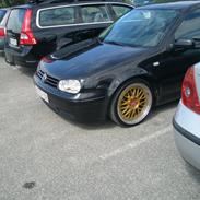 VW Golf 4