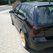 VW Golf 4