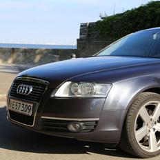 Audi A6 2,4 V6