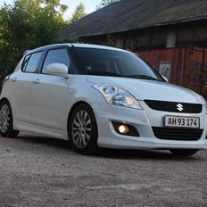 Suzuki Swift 1,2 - totalskadet