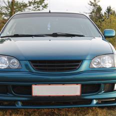 Toyota Avensis T22 (med bananmanifold)