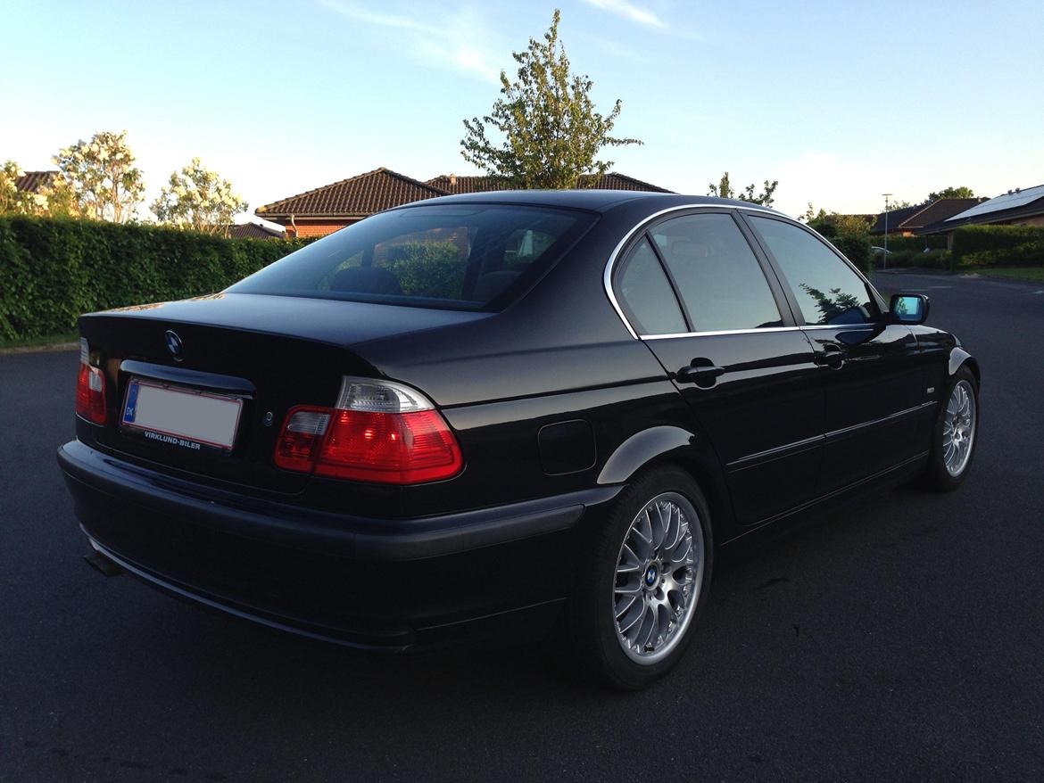 BMW 328i (E46) billede 4