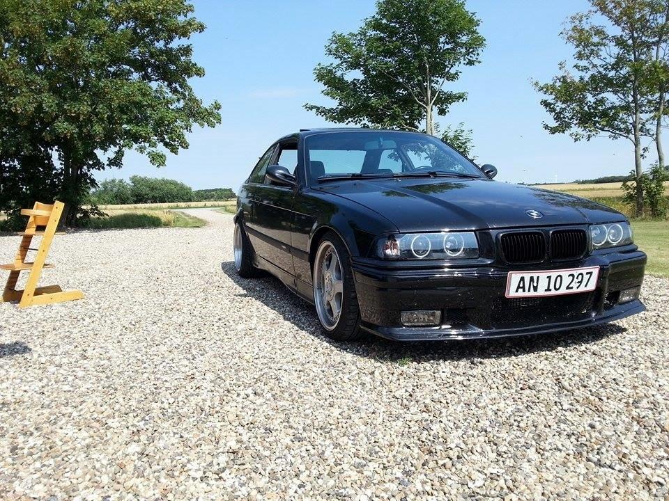 BMW e36 325i coupe billede 2