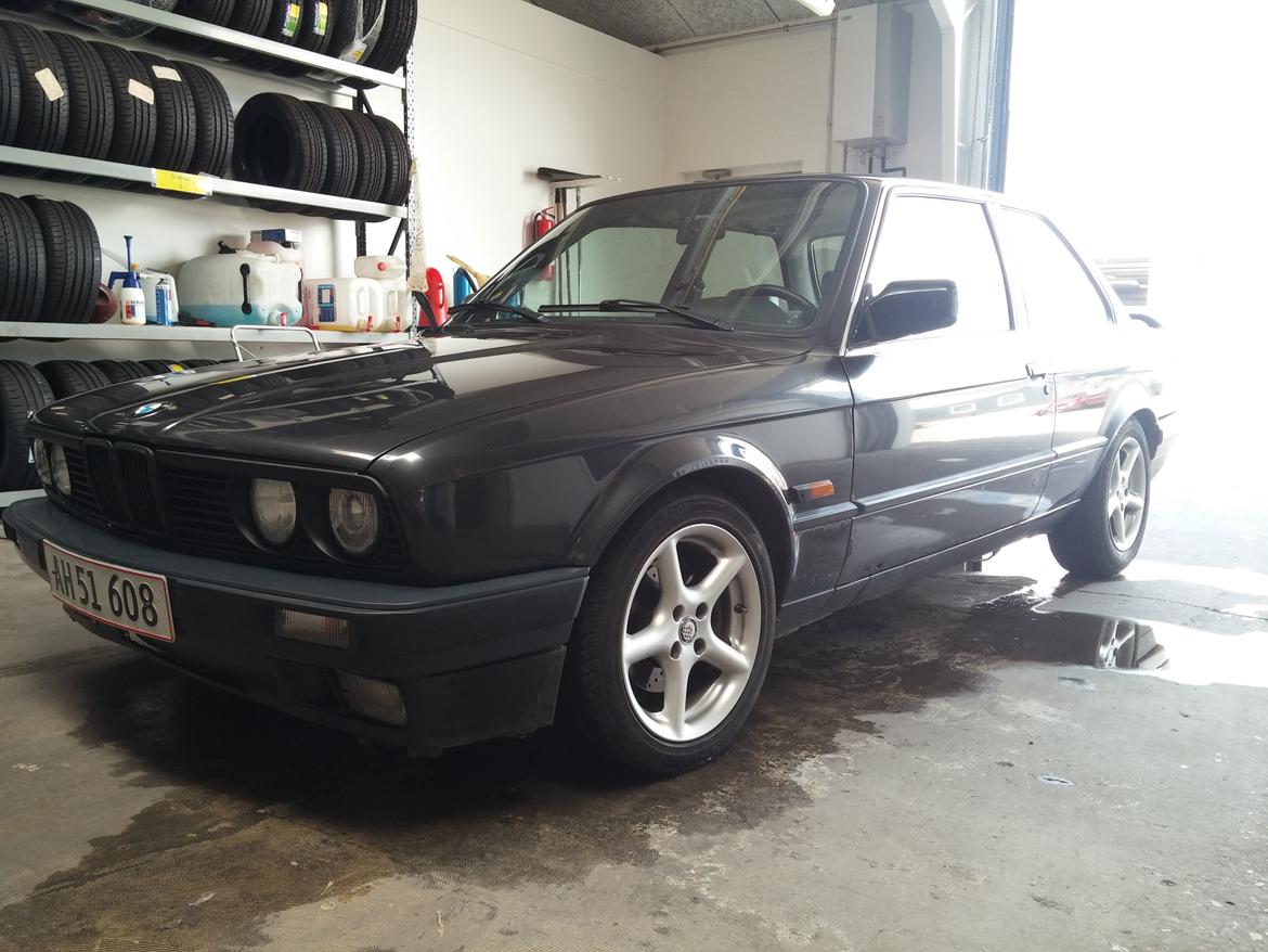 BMW e30 320i Coupe billede 1