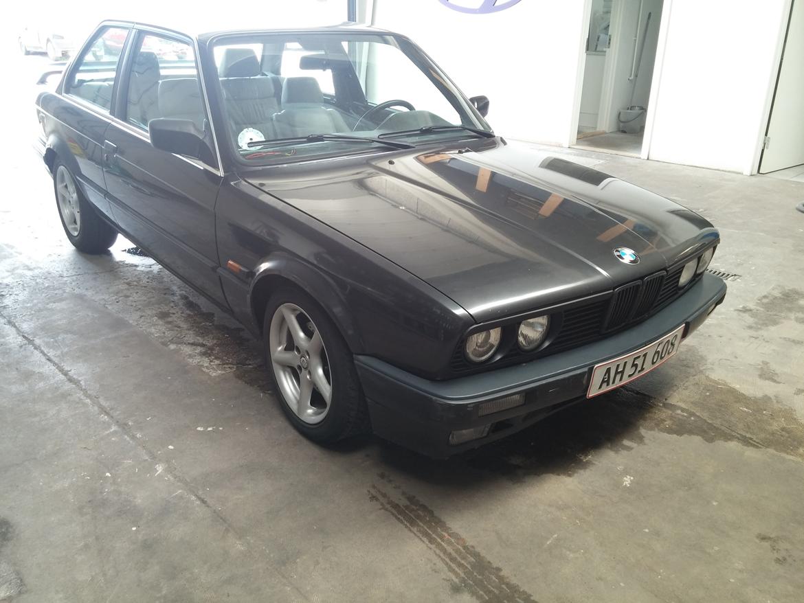 BMW e30 320i Coupe billede 9