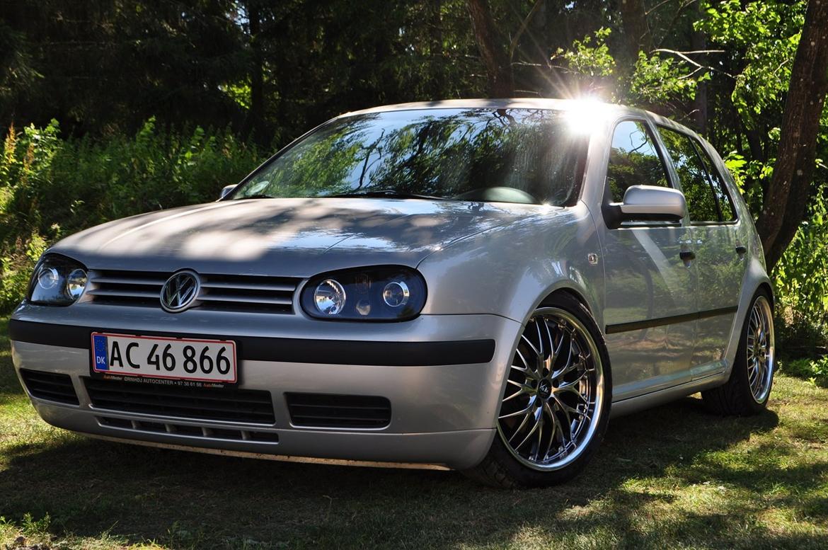 VW Golf IV SOLGT - som den står idag med gevind ;D  billede 1