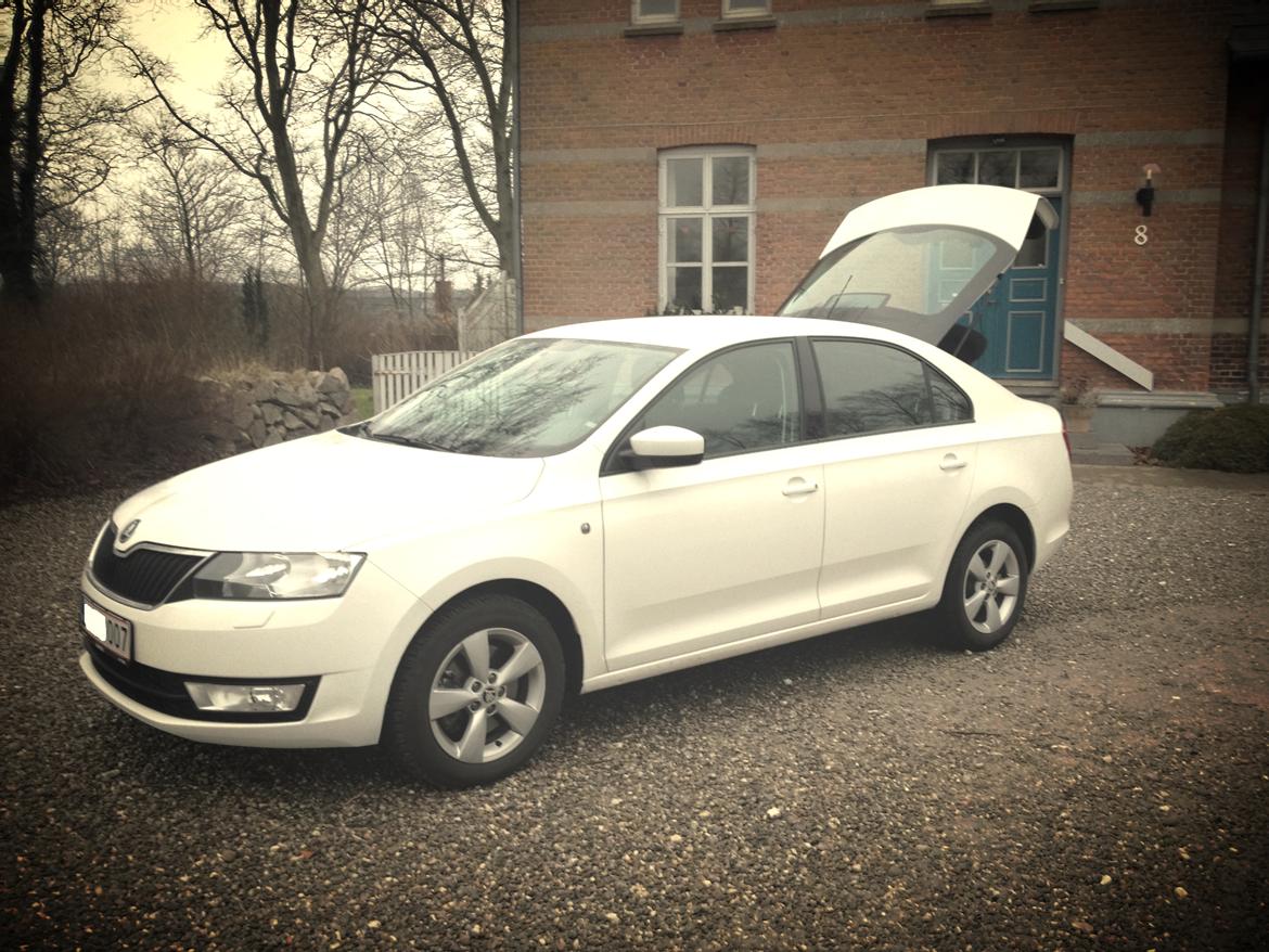 Skoda Rapid 007 - Vinter setup. Før der blev "pyntet" lidt på den. billede 11