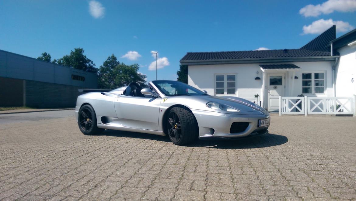 Ferrari 360 Spider F1 billede 1