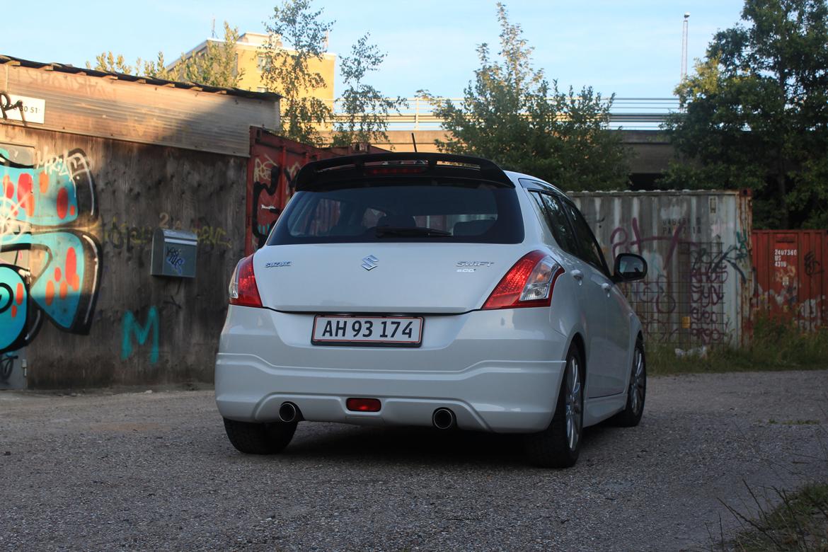 Suzuki Swift 1,2 - totalskadet billede 7
