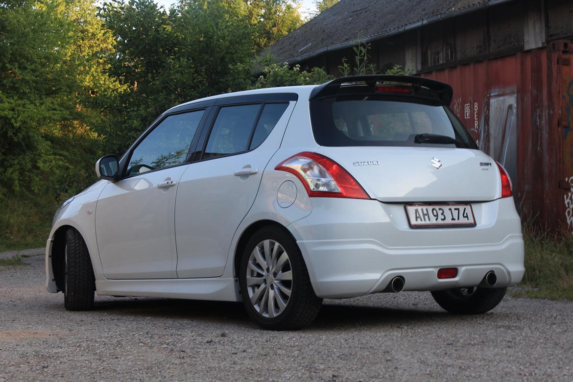 Suzuki Swift 1,2 - totalskadet billede 8