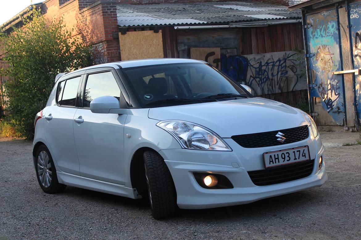 Suzuki Swift 1,2 - totalskadet billede 10