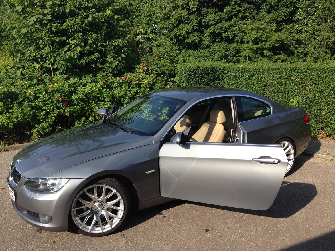 BMW E92 325i Coupe billede 10