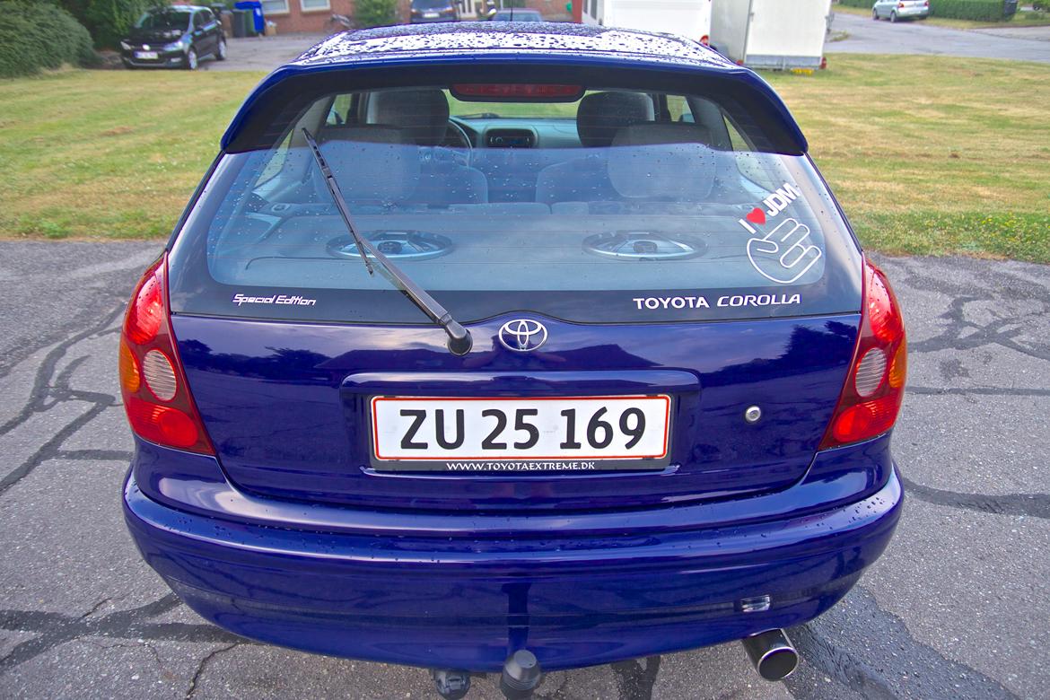 Toyota Corolla E11 1,6 H/B LUNA billede 2