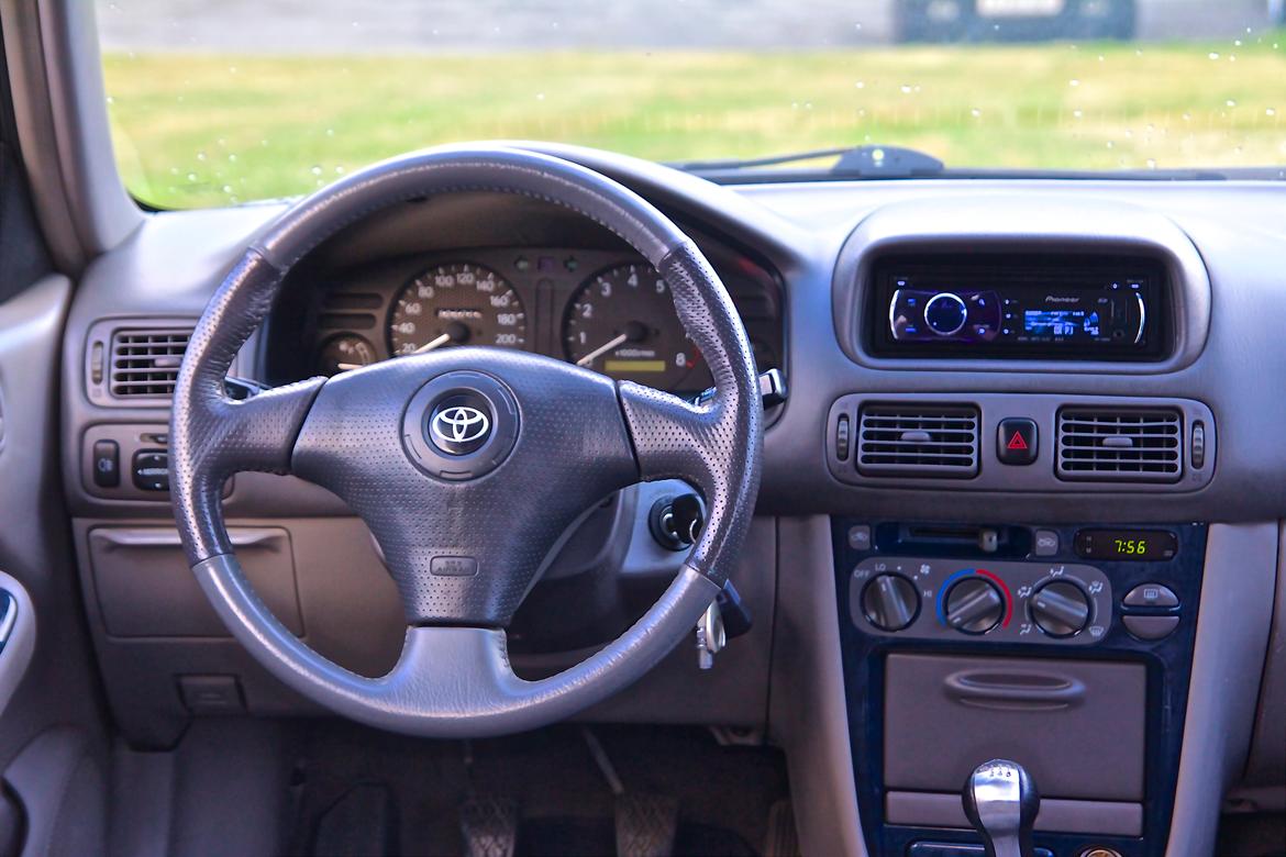 Toyota Corolla E11 1,6 H/B LUNA billede 13