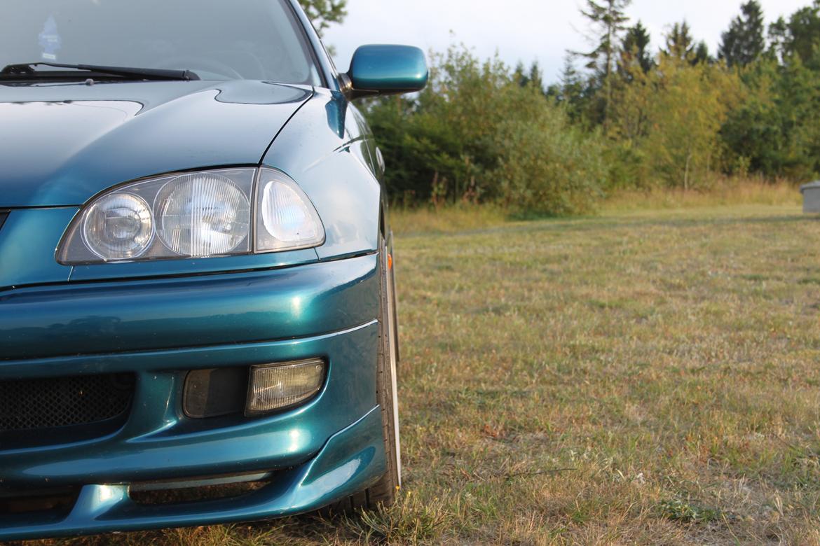 Toyota Avensis T22 (med bananmanifold) billede 4