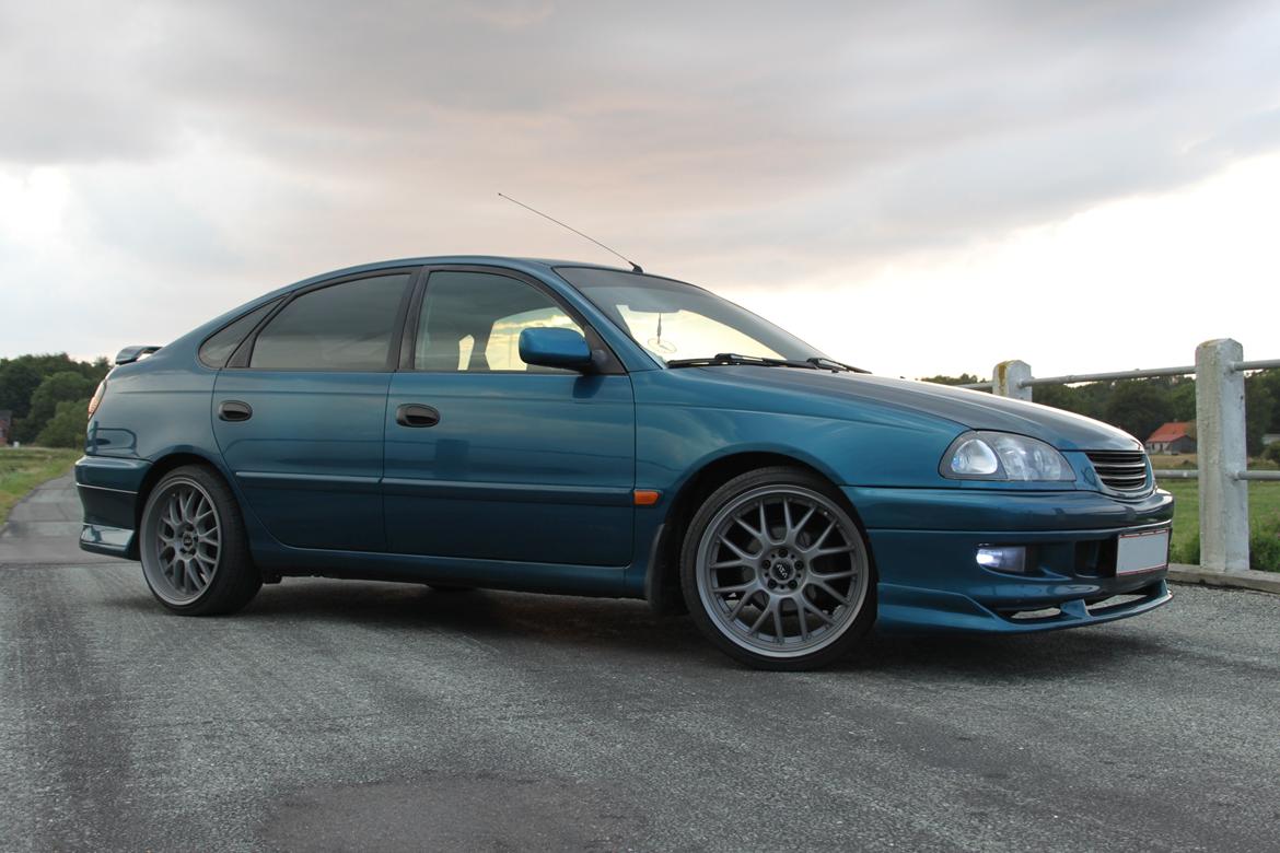 Toyota Avensis T22 (med bananmanifold) billede 11